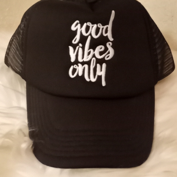 Good Vibes Only Embroidered Baseball Cap - Picture 10 of 10
